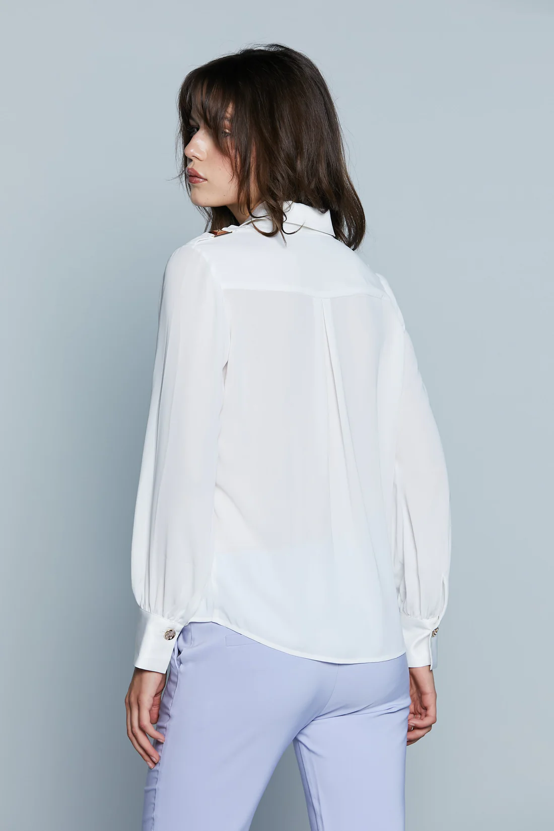 RELISH SPRING - SUMMER NEW SEGOVIA SHIRT WITH SHOULDER GOLD AND SATIN DETAILS